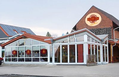 Idee Außenwerbung Großformat-Hausschild